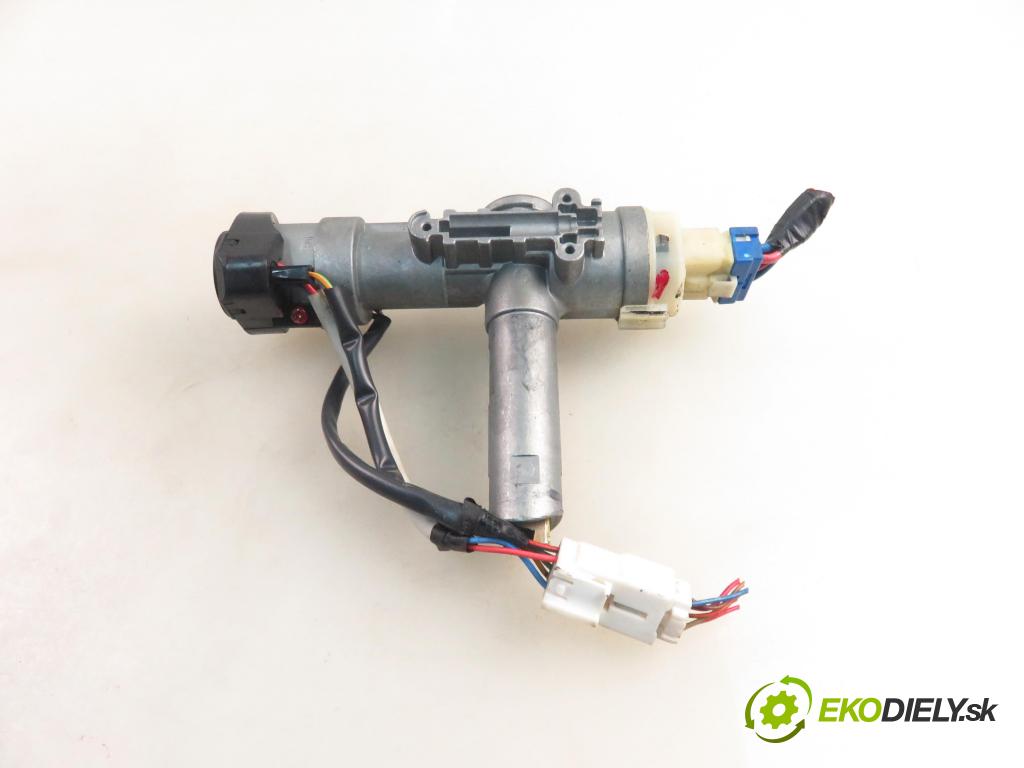 HYUNDAI SANTA FÉ I (SM) SUV 2004 0,00 2.0 CRDi - D4EA 1991,00 spinačka  (Spínacia skrinka)