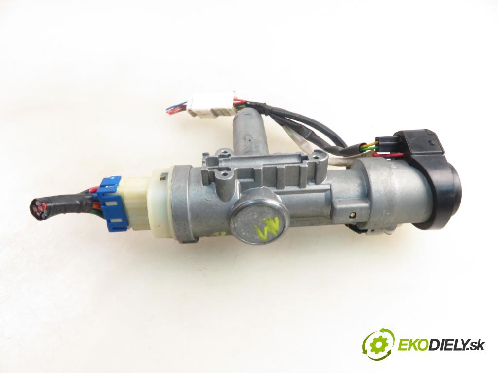 HYUNDAI SANTA FÉ I (SM) SUV 2004 0,00 2.0 CRDi - D4EA 1991,00 spinačka  (Spínacia skrinka)