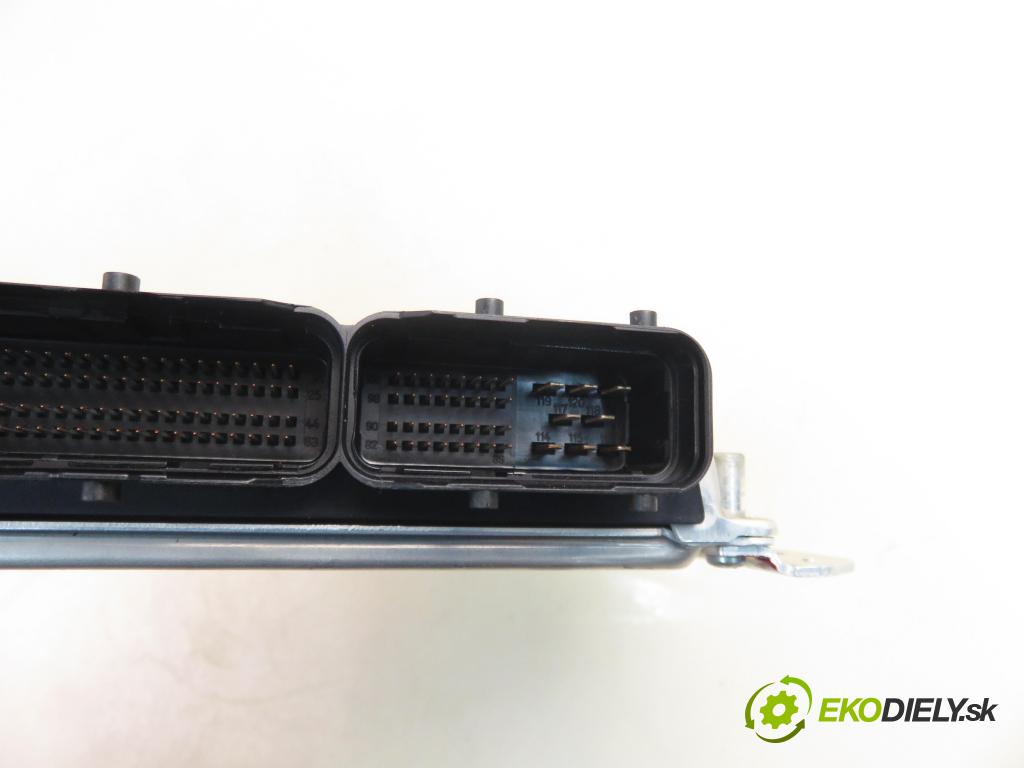 HYUNDAI SANTA FÉ I (SM) SUV 2004 0,00 2.0 CRDi - D4EA 1991,00 Riadiaca jednotka Motor 3910127212 ; 86S2MI03 ; 0281010582