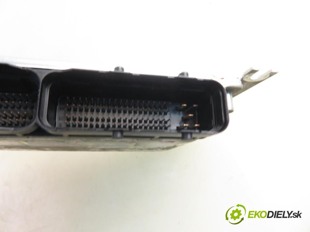 HYUNDAI SANTA FÉ I (SM) SUV 2004 0,00 2.0 CRDi - D4EA 1991,00 Riadiaca jednotka Motor 3910127212 ; 86S2MI03 ; 0281010582