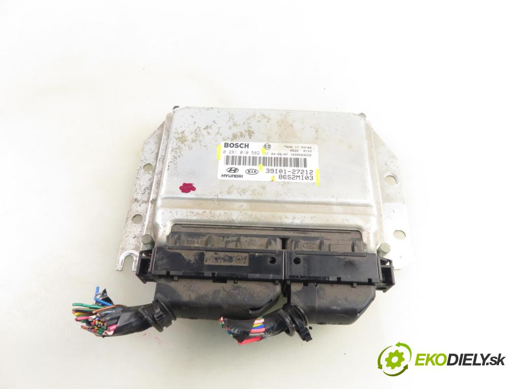 HYUNDAI SANTA FÉ I (SM) SUV 2004 0,00 2.0 CRDi - D4EA 1991,00 Riadiaca jednotka Motor 3910127212 ; 86S2MI03 ; 0281010582