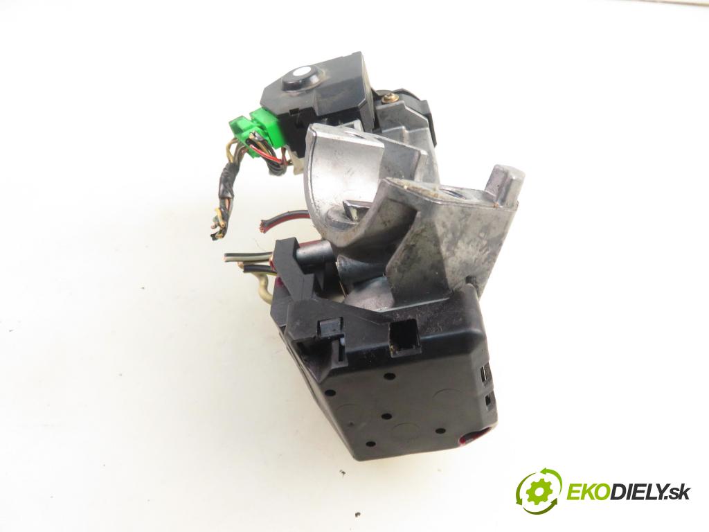 HONDA CR-V II (RD_) SUV 2002 110,00 2.0 (RD4) - K20A4 1998,00 spinačka 39730S7A (Spínacia skrinka)