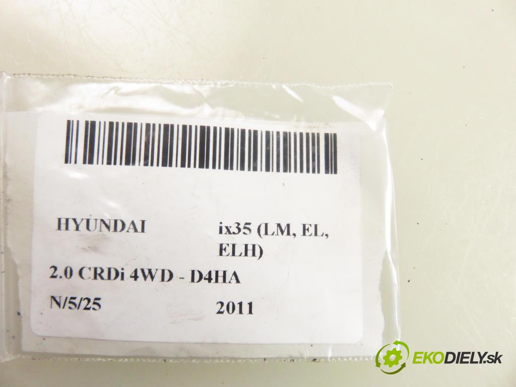 HYUNDAI ix35 (LM, EL, ELH) SUV 2011 135,00 2.0 CRDi 4WD 184 - D4HA 1995,00 prepínač vyhrievania sedačky 3835211310