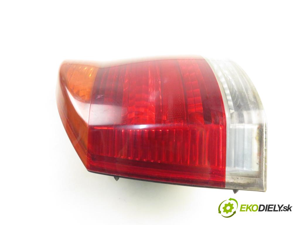 OPEL VECTRA C (Z02) SEDAN 2002 74,00 2.0 DTI 16V 101 - Y 20 DTH 1995,00 Svetlo ľavé zadné
