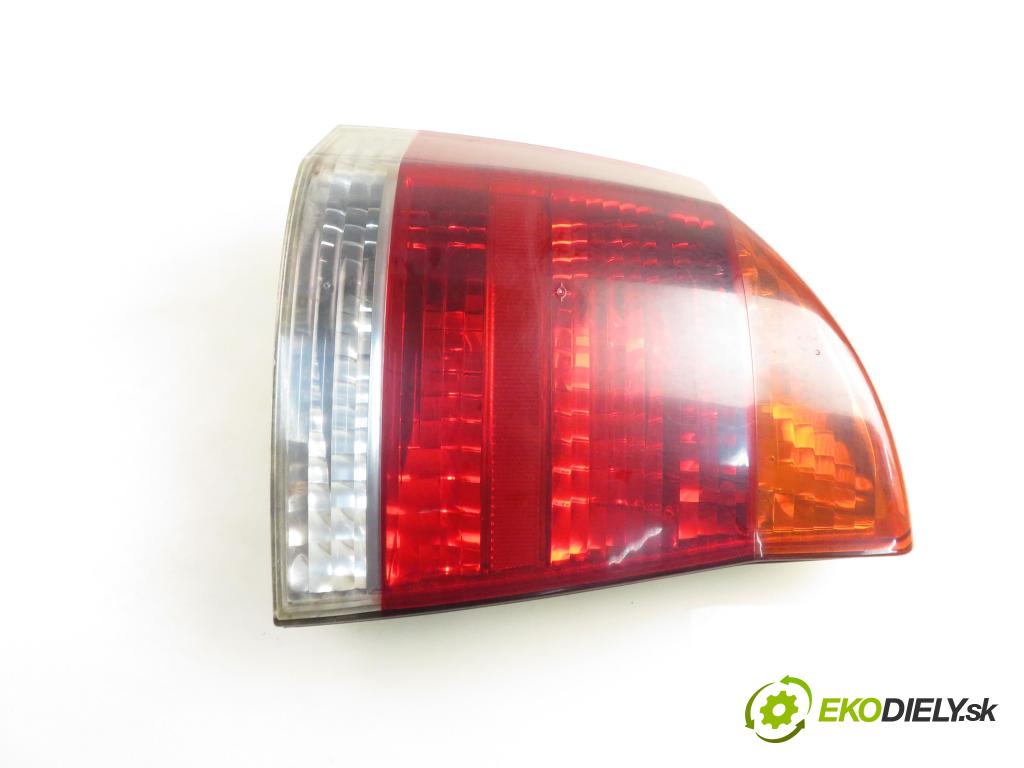 OPEL VECTRA C (Z02) SEDAN 2002 74,00 2.0 DTI 16V 101 - Y 20 DTH 1995,00 Svetlo ľavé zadné
