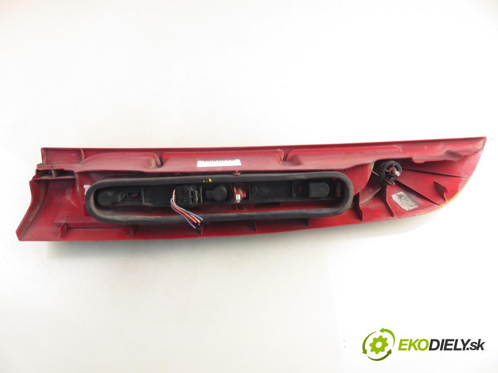 RENAULT KANGOO (KC0/1_) FURGON 2001 47,00 1.9 D 1870,00 Svetlo ľavé zadné