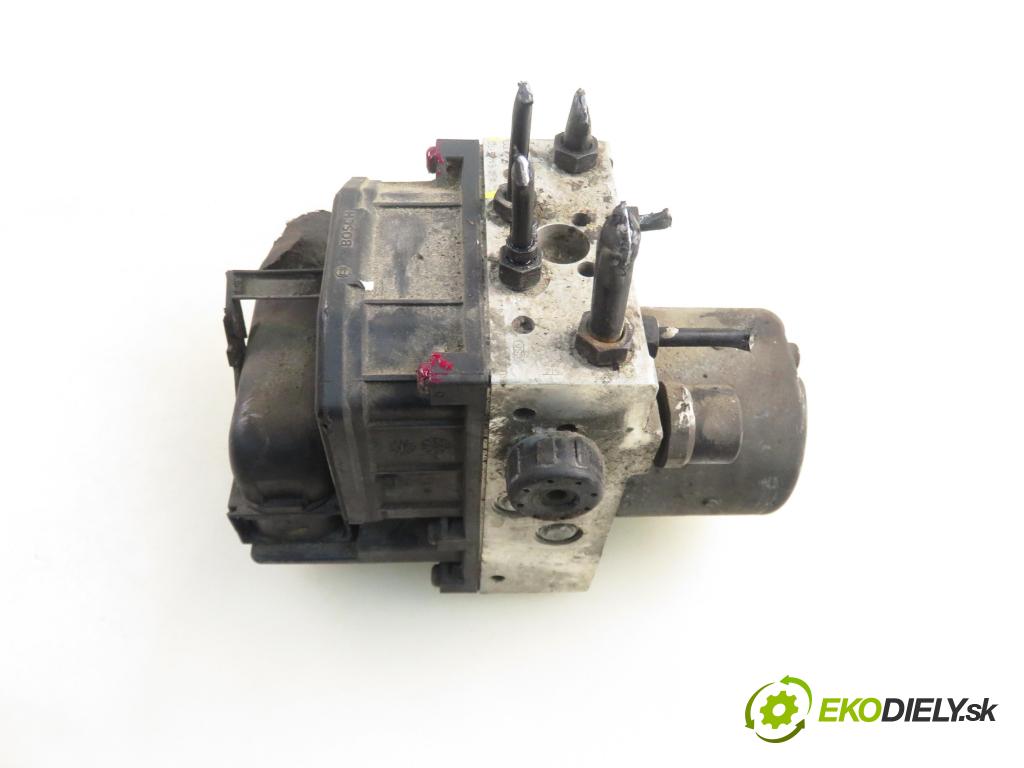 VW PASSAT B5.5 (3B3) SEDAN 2002 74,00 1.9 TDI PD 101 - AVB 1896,00 Pumpa ABS 0265950055 ; 4B0614517G (Pumpa ABS)