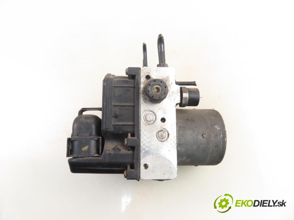 VW PASSAT B5.5 (3B3) SEDAN 2002 74,00 1.9 TDI PD 101 - AVB 1896,00 Pumpa ABS 0265950055 ; 4B0614517G (Pumpa ABS)
