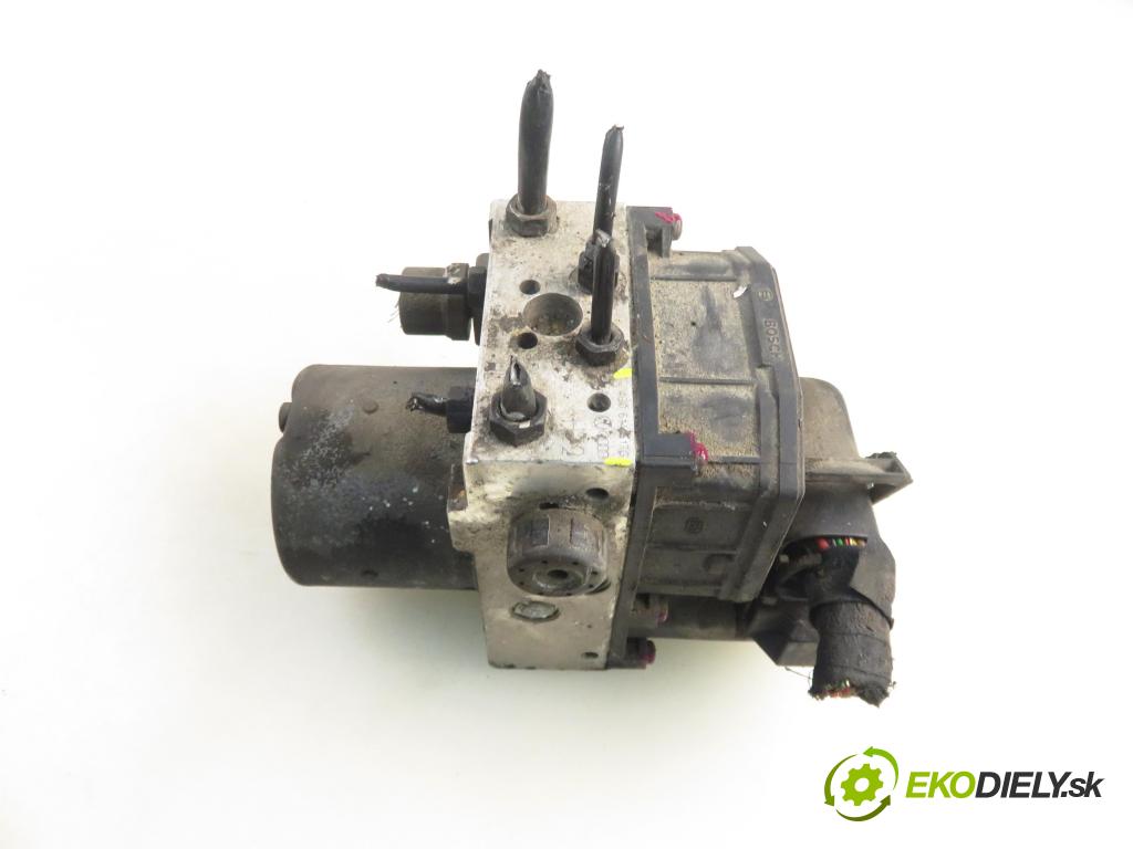 VW PASSAT B5.5 (3B3) SEDAN 2002 74,00 1.9 TDI PD 101 - AVB 1896,00 Pumpa ABS 0265950055 ; 4B0614517G (Pumpa ABS)