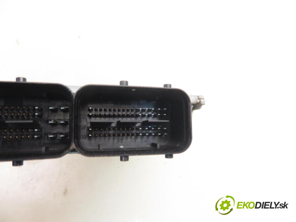 SKODA SUPERB II kombi (3T5) KOMBI 2011 77,00 1.6 TDI - CAYC 1598,00 Riadiaca jednotka Motor 03L906023JJ ; 5WP42678AA