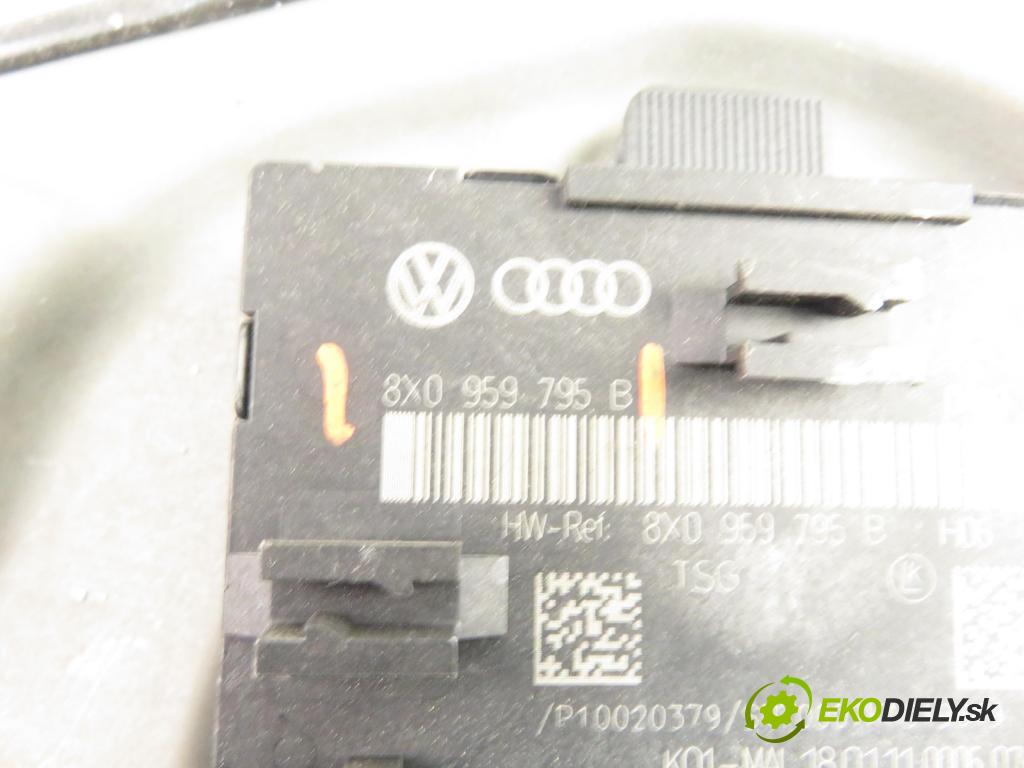 SKODA SUPERB II kombi (3T5) KOMBI 2011 77,00 1.6 TDI - CAYC 1598,00 mechanismus oken PTE 3T5839402A ; 8X0959795B