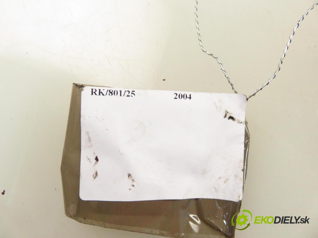HYUNDAI SANTA FÉ I (SM) SUV 2004 0,00 2.0 CRDi - D4EA 1991,00 KOMPRESOR: klimatizácie  (Kompresor klimatizácie)