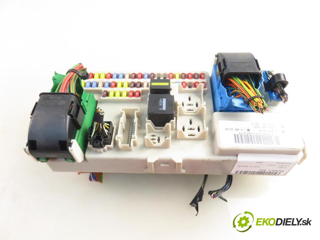 FORD FOCUS II (DA_, HCP) HB 2005 107,00 2.0 Flex 145 - SYDA 1999,00 MODUL BSI 4N5T14014GDG