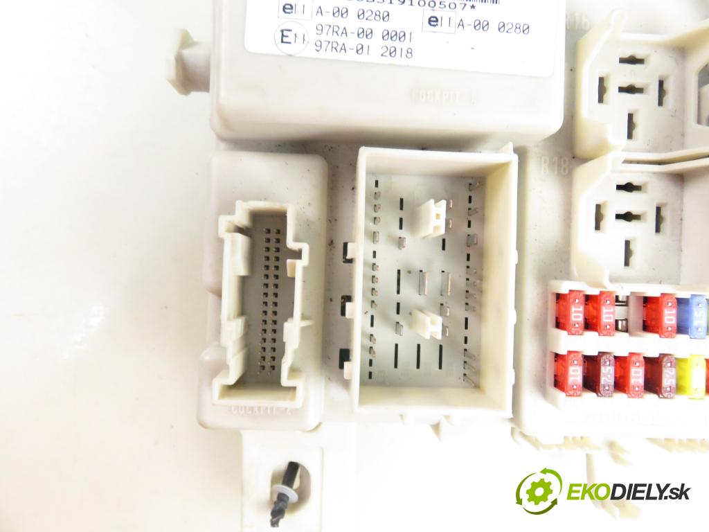 FORD FOCUS II (DA_, HCP) HB 2005 107,00 2.0 Flex 145 - SYDA 1999,00 MODUL BSI 4N5T14014GDG