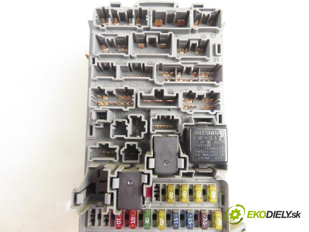 HONDA CR-V II (RD_) SUV 2002 110,00 2.0 (RD4) - K20A4 1998,00 MODUL BSI 3820AS9A ; 3820AS9AG001