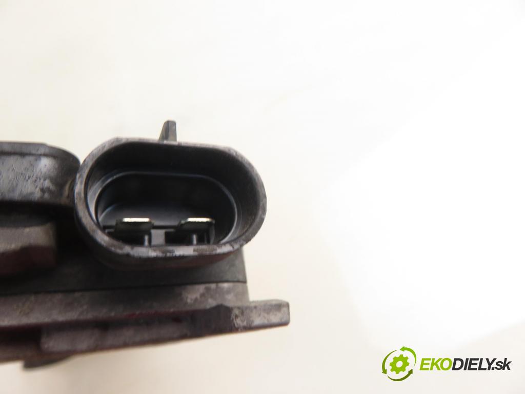 FORD TRANSIT Furgon (FA_ _) FURGON 2006 63,00 2.2 TDCi - P8FA 2198,00 řídící jednotka VENTILÁTORY 940002904