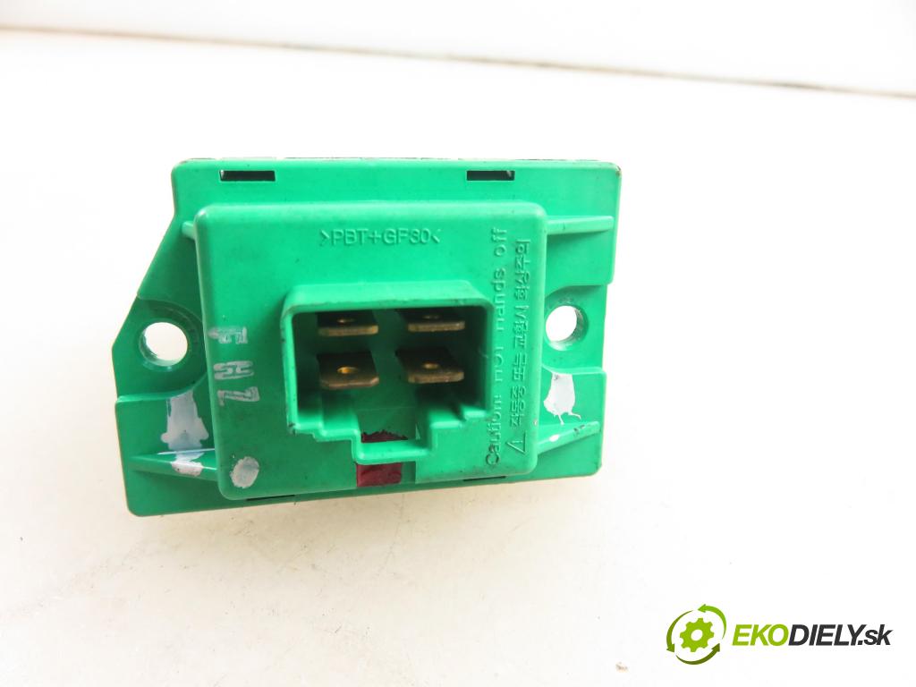 HYUNDAI ix35 (LM, EL, ELH) SUV 2011 135,00 2.0 CRDi 4WD 184 - D4HA 1995,00 rezistor / REOSTAT: topení