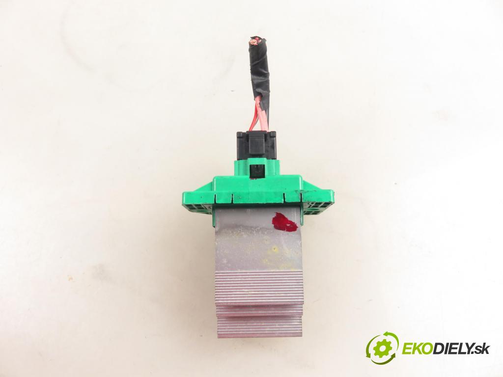 HYUNDAI ix35 (LM, EL, ELH) SUV 2011 135,00 2.0 CRDi 4WD 184 - D4HA 1995,00 rezistor / REOSTAT: topení