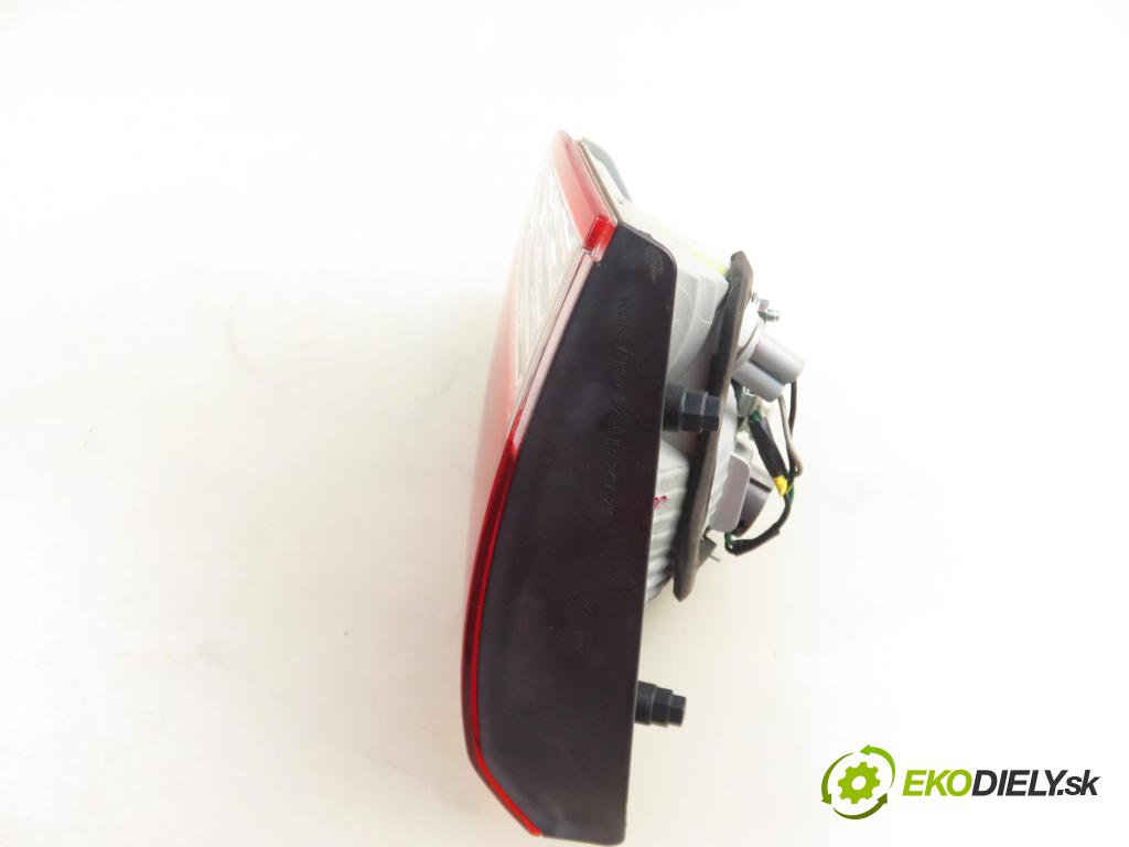 HYUNDAI ix35 (LM, EL, ELH) SUV 2011 135,00 2.0 CRDi 4WD 184 - D4HA 1995,00 Svetlo ľavé zadné kufor 924052Y0