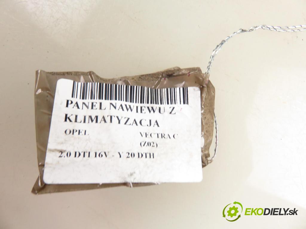 OPEL VECTRA C (Z02) SEDAN 2002 74,00 2.0 DTI 16V 101 - Y 20 DTH 1995,00 Panel kúrenia KLIMATIZACE: 13138196