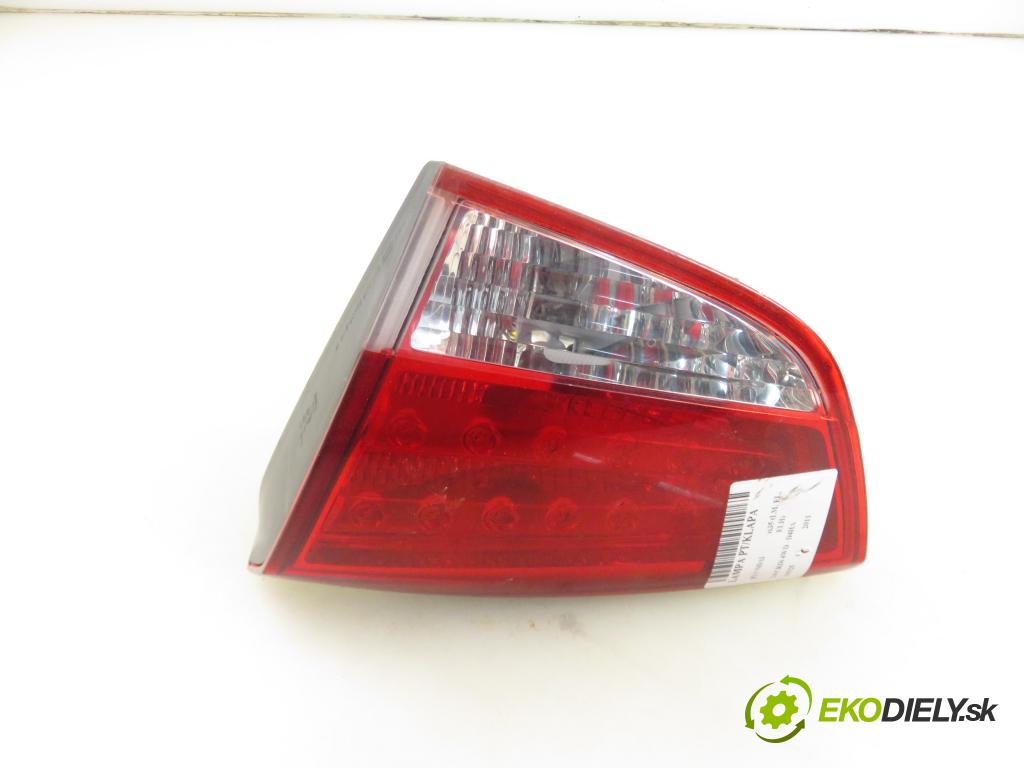 HYUNDAI ix35 (LM, EL, ELH) SUV 2011 135,00 2.0 CRDi 4WD 184 - D4HA 1995,00 světlo pravé zadní kufr 924062Y0