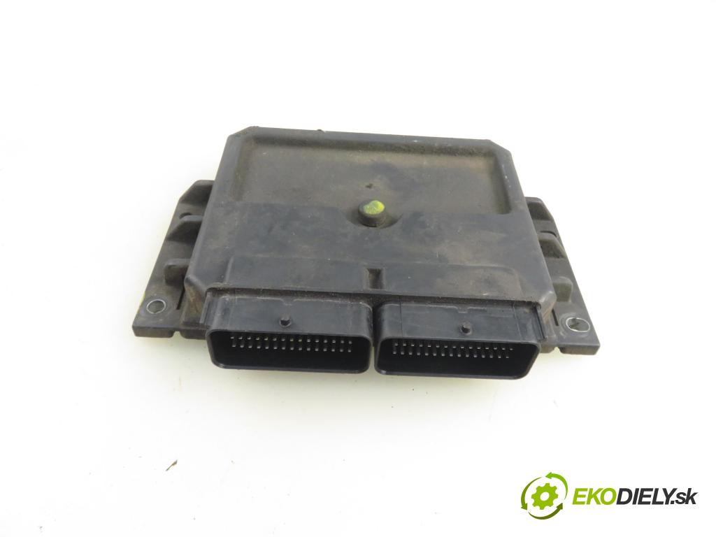 RENAULT KANGOO (KC0/1_) FURGON 2001 47,00 1.9 D 1870,00 Riadiaca jednotka Motor 8200150549 ; 7700115802