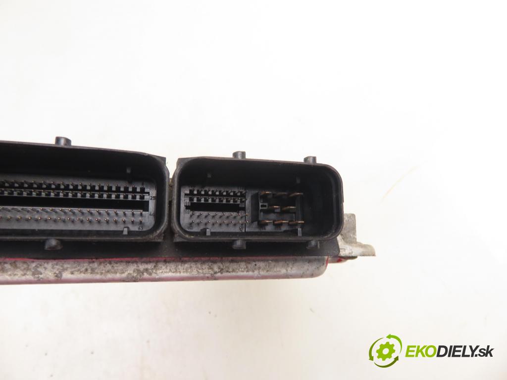 SEAT LEON (1M1) HB 2001 66,00 1.9 TDI - AGR 1896,00 Riadiaca jednotka Motor 0281010062 ; 038906012AT