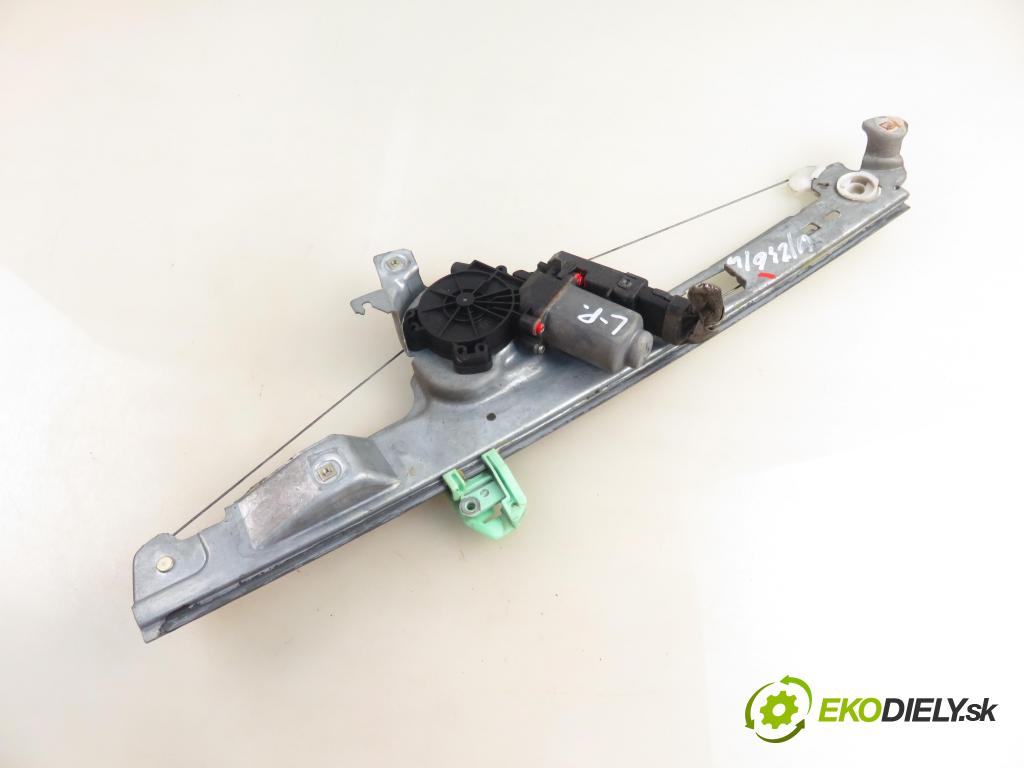 RENAULT SCENIC II (JM0/1_) HB 2004 88,00 1.9 DCI - F9Q 812 1870,00 mechanismus oken 400748K