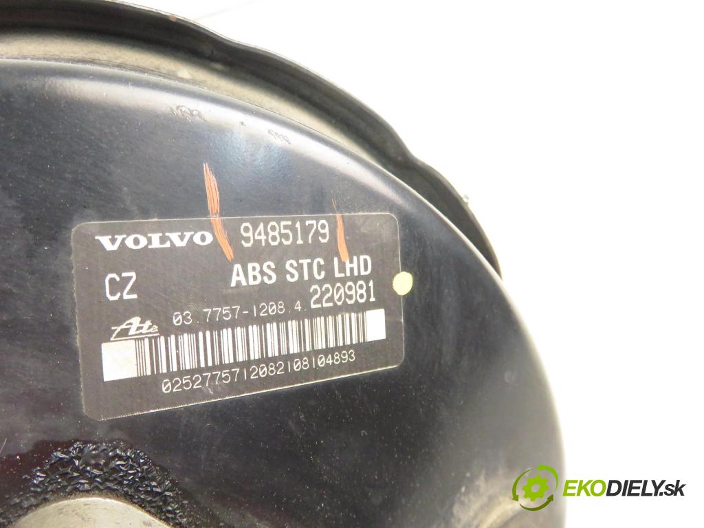 VOLVO S80 I (TS, XY) SEDAN 1999 166,00 2.0 T - B 5204 T3 1984,00 posilovač 9485179 (Servočerpadlá, pumpy řízení)
