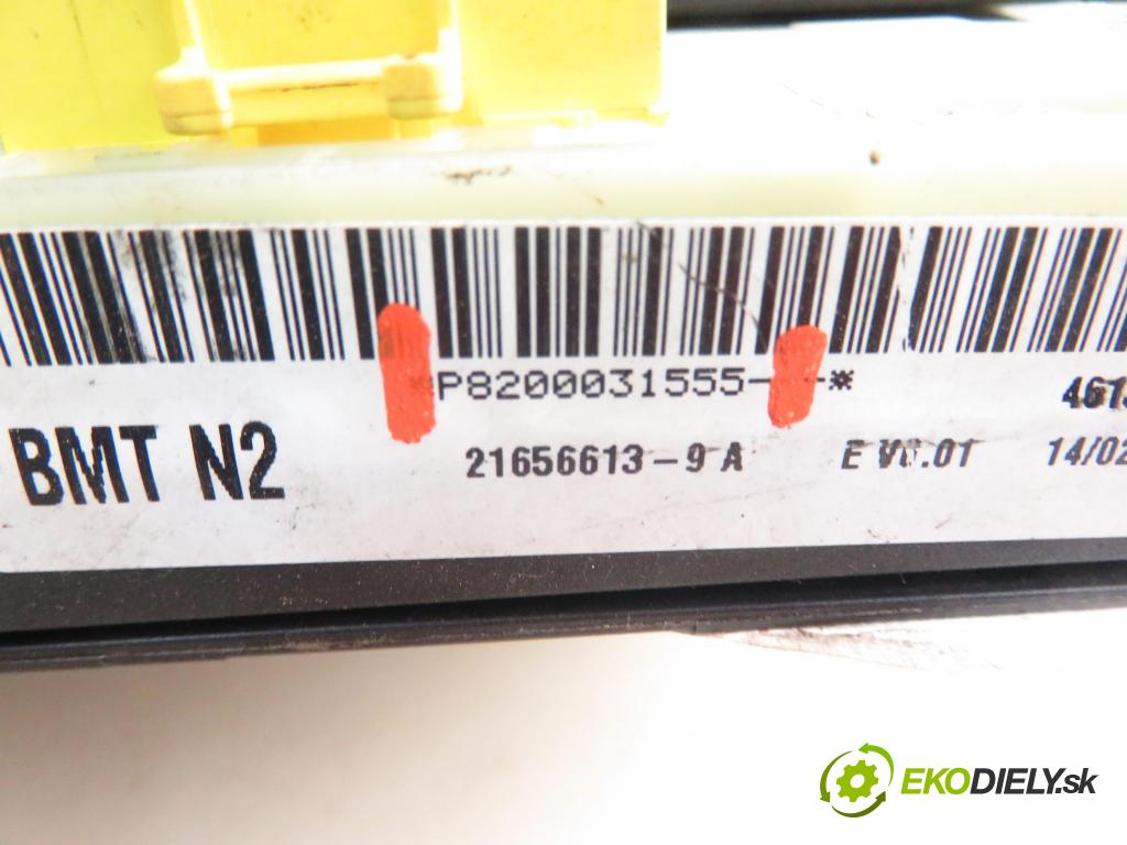RENAULT CLIO II (BB_, CB_) HB 2001 59,00 1.9 dTi (B/CB0U) - F9Q 780 1870,00 MODUL BSI P8200031555