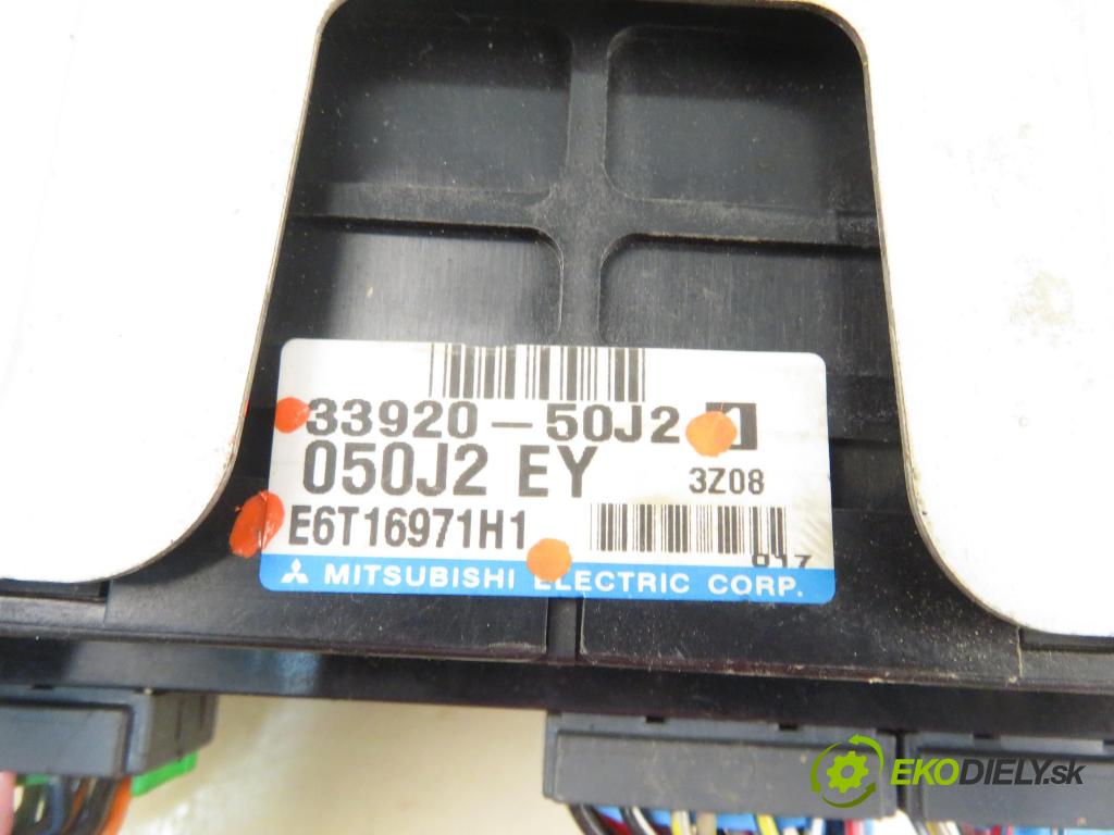 SUZUKI GRAND VITARA I (FT, HT) TERENOWY 2004 0,00 1.6 4x4 (SQ 416) - G16B 1590,00 Riadiaca jednotka Motor E6T16971H1 ; 3392050J2