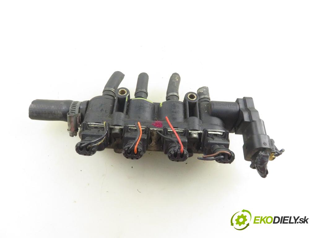 SKODA OCTAVIA II (1Z3) LIFTBACK 2008 75,00 1.6 - BSE 1595,00 Lišta vstrekovacia LPG 67R010233
