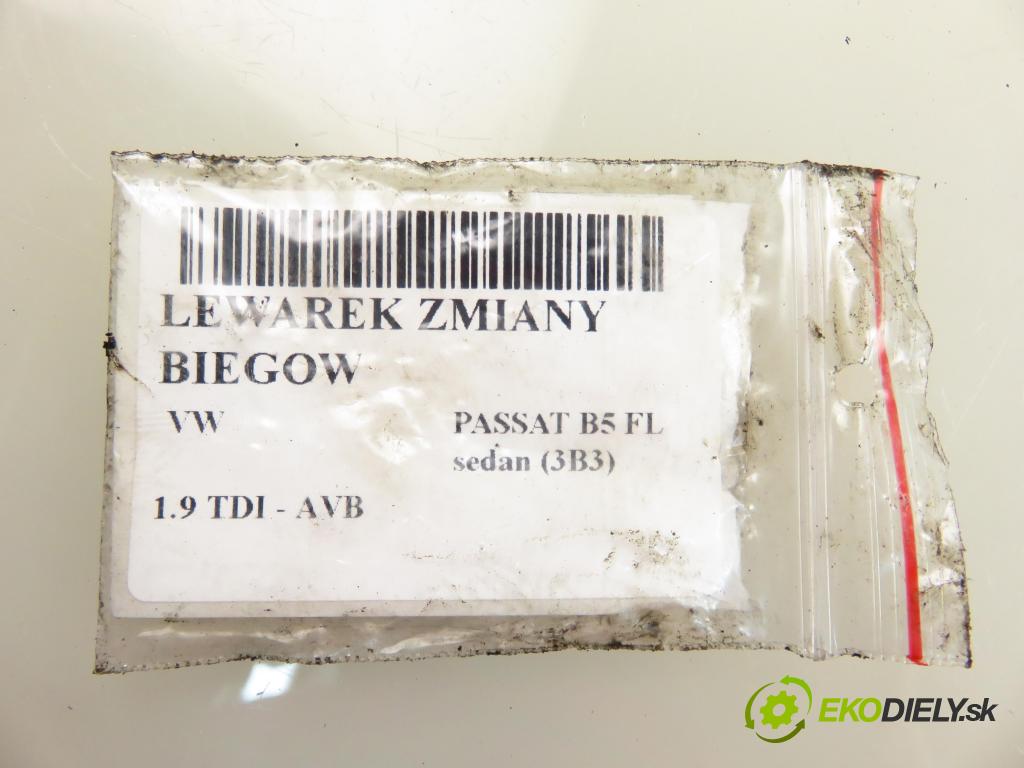 VW PASSAT B5.5 (3B3) SEDAN 2002 74,00 1.9 TDI PD 101 - AVB 1896,00 ZVEDÁK: