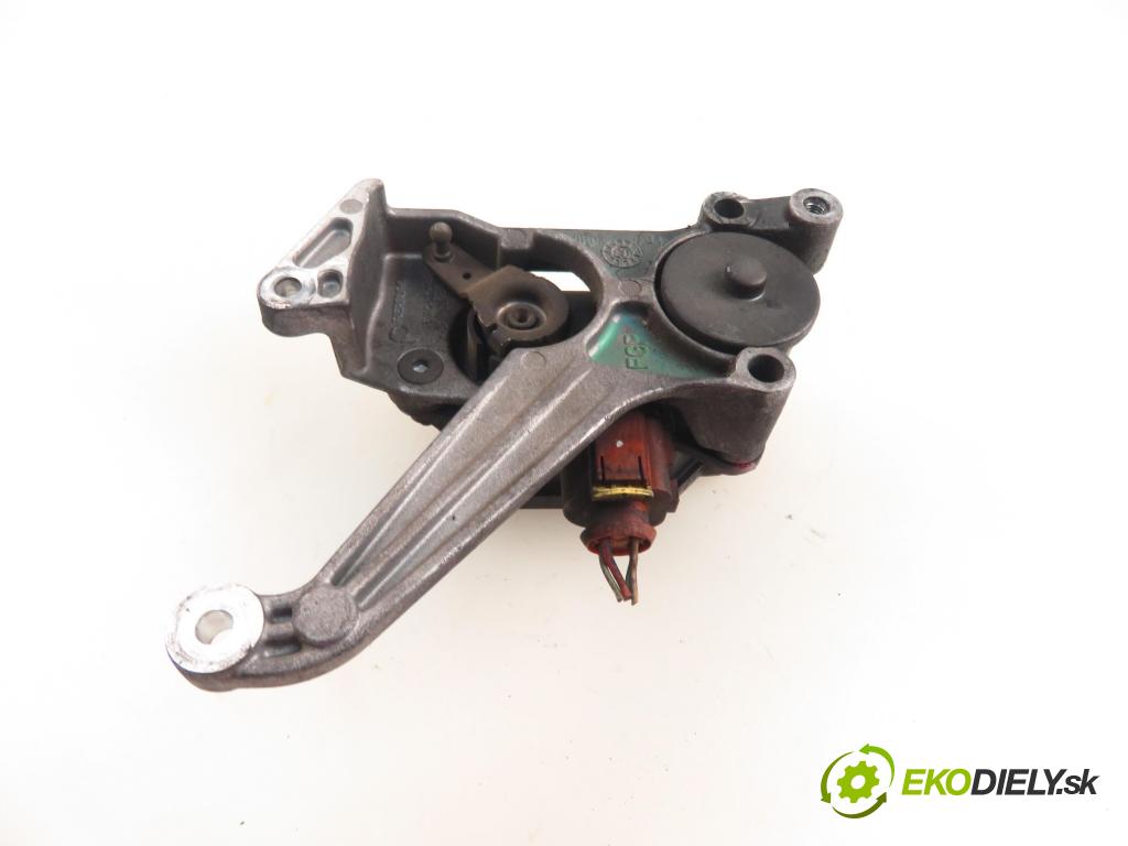 OPEL SIGNUM HB 2004 110,00 1.9 CDTI 150 1910,00 Nastavovač zvod, potrubie 55190241 (Motorček ostatné)