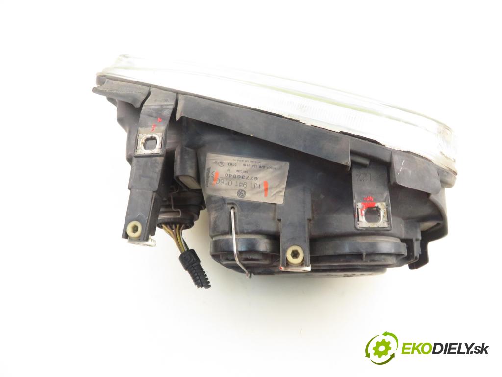 VW GOLF IV (1J1) HB 1999 55,00 1.4 16V - AHW 1390,00 Svetlo PP 1J1941016C