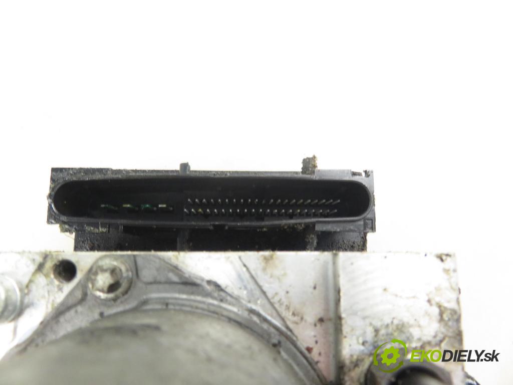 PEUGEOT 307 SW (3H) KOMBI 2006 80,00 1.6 HDI 110 - 9HZ (DV6TED4) 1560,00 pumpa ABS 0265950374 ; 9660535780 ; 0265234152 (Pumpy brzdové)