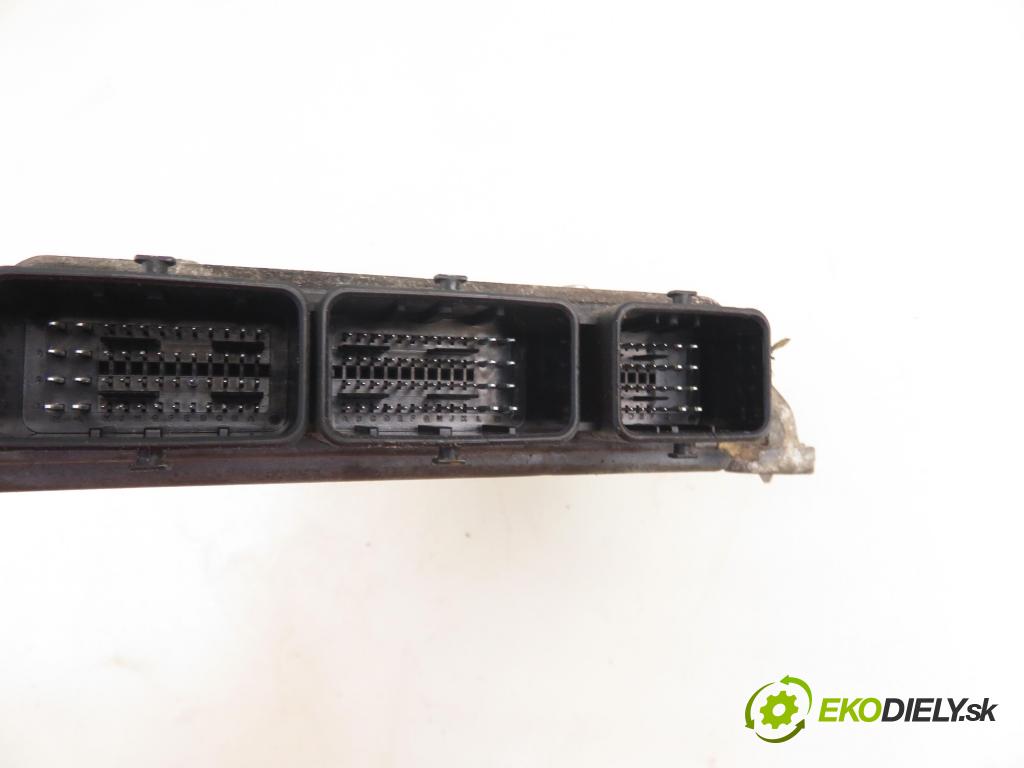 FORD FOCUS C-MAX (DM2) MINIVAN 2004 100,00 2.0 TDCi - G6DA 1997,00 Riadiaca jednotka Motor 4M5112A650ZD ; 5WSS40166GT