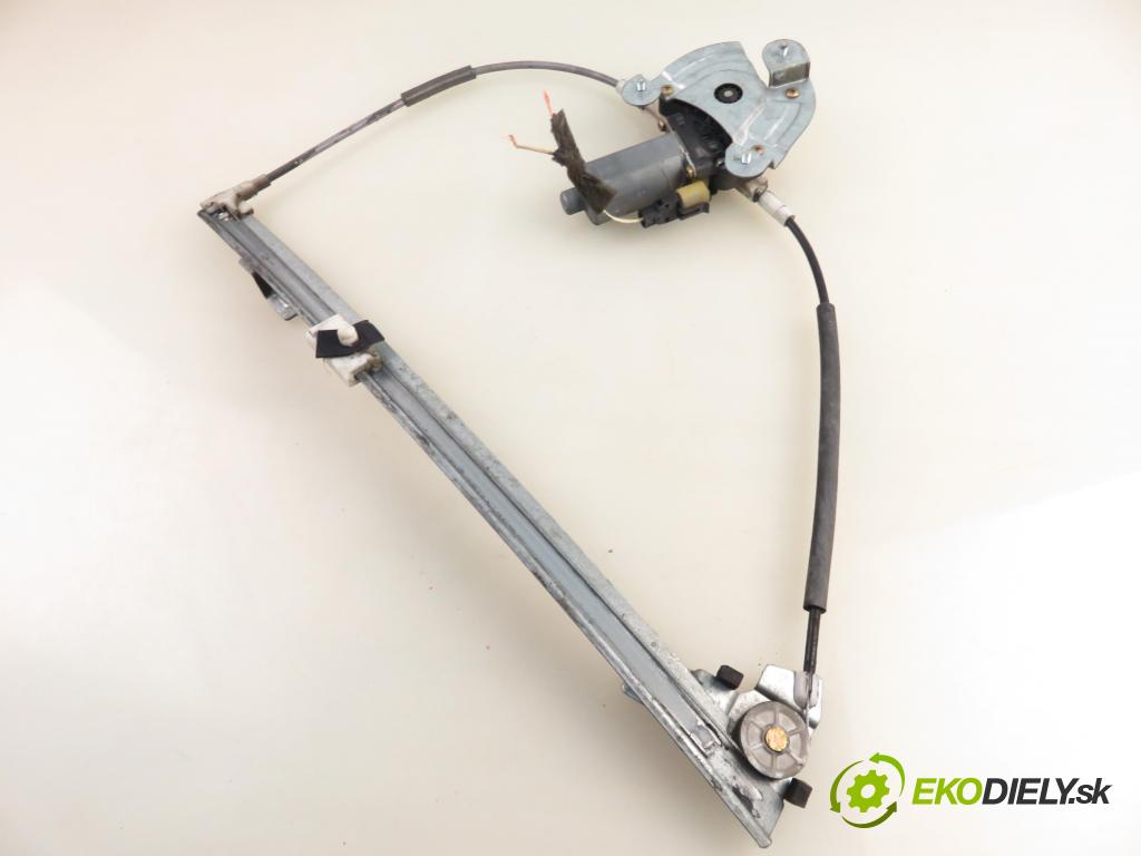 RENAULT MEGANE I (BA0/1_) HB 2001 70,00 1.4 16V 95 - K4J 750 1390,00 mechanismus oken 0130821720