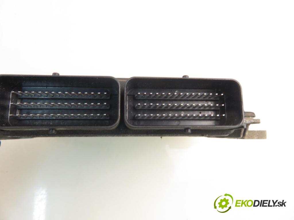 RENAULT KANGOO (KC0/1_) KOMBIVAN 2000 0,00 1.4 (KC0C, KC0H, KC0B, KC0M) - K7J 700 1390,00 Riadiaca jednotka Motor S110130088B ; 8200109024