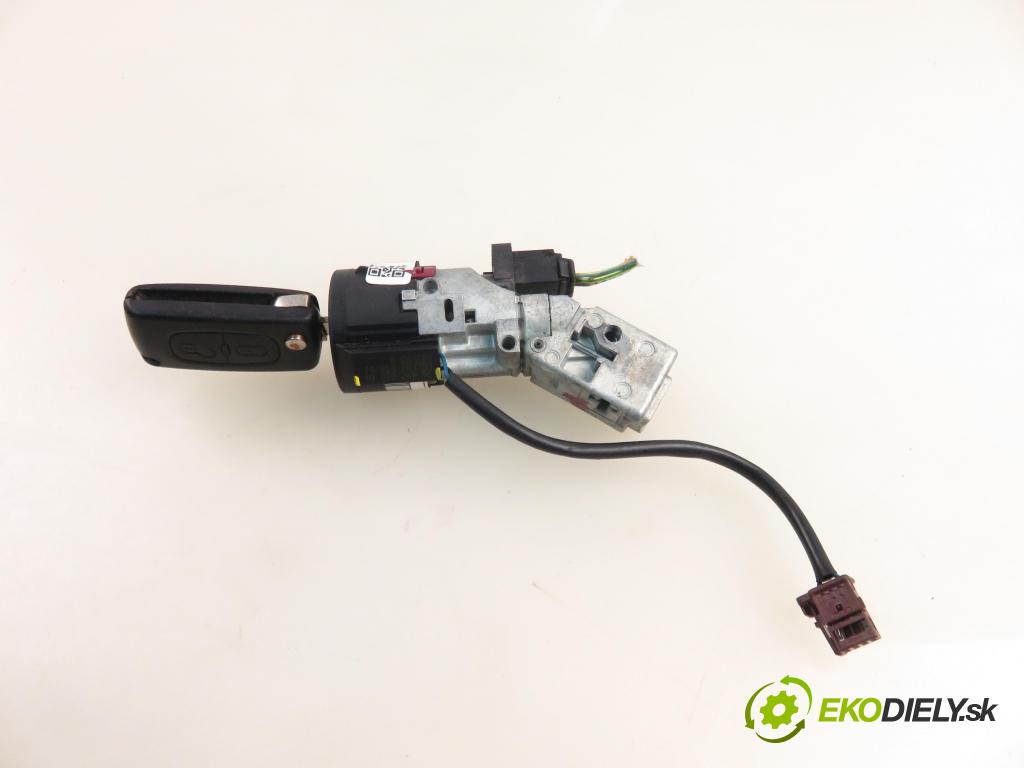 CITROEN C4 I (LC_) HB 2006 80,00 1.6 HDi - 9HY (DV6TED4) 1560,00 spinačka N0502455 ; N0502073 ; 9649781080 (Spínacia skrinka)