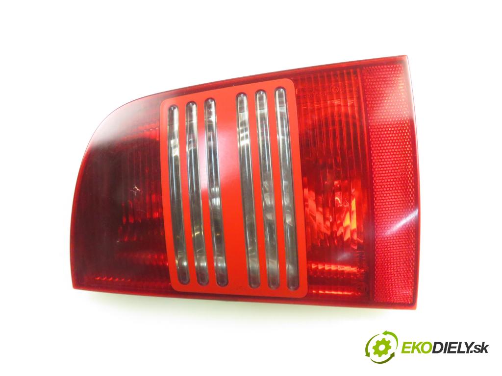 SKODA OCTAVIA I Combi (1U5) KOMBI 2004 74,00 1.9 TDI 4x4 - ATD 1896,00 Svetlo pravé zadné 1U5945096B ; 1U5945112B