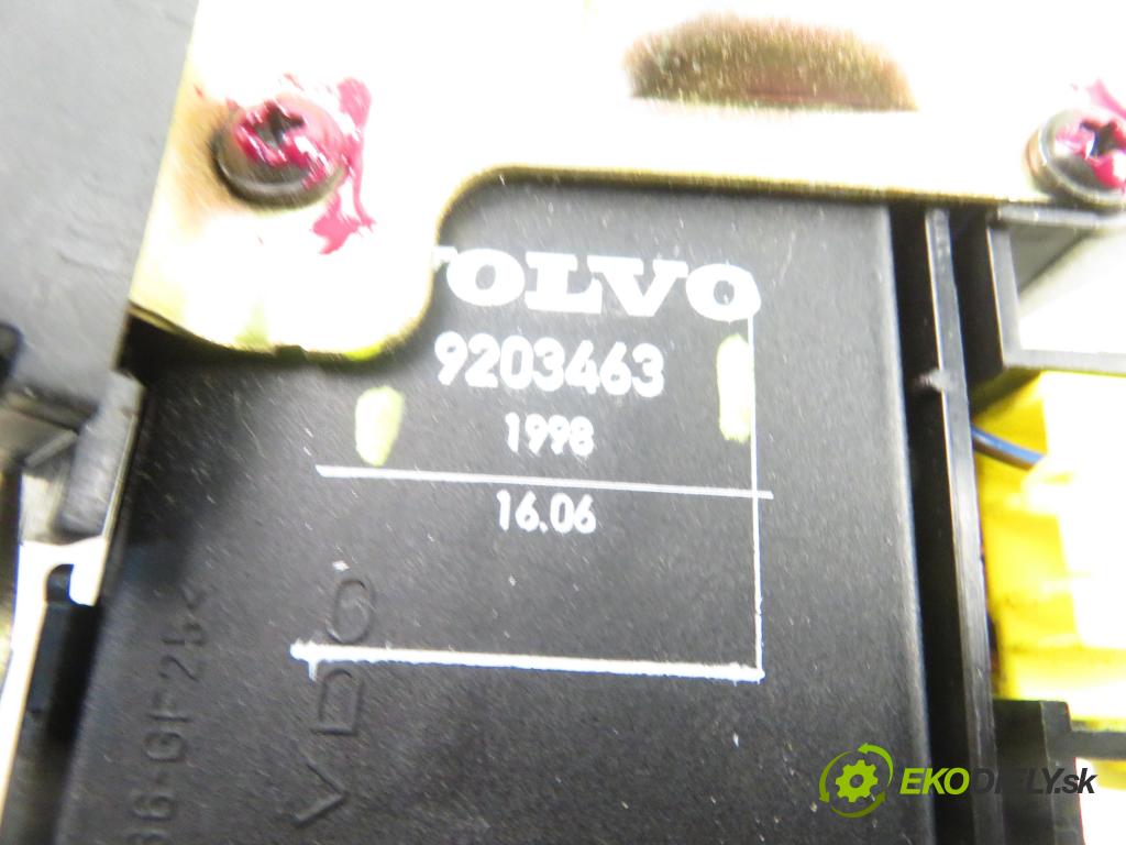 VOLVO S80 I (TS, XY) SEDAN 1999 166,00 2.0 T - B 5204 T3 1984,00 zámok dveří kufr EL. 9170974 ; 9203463