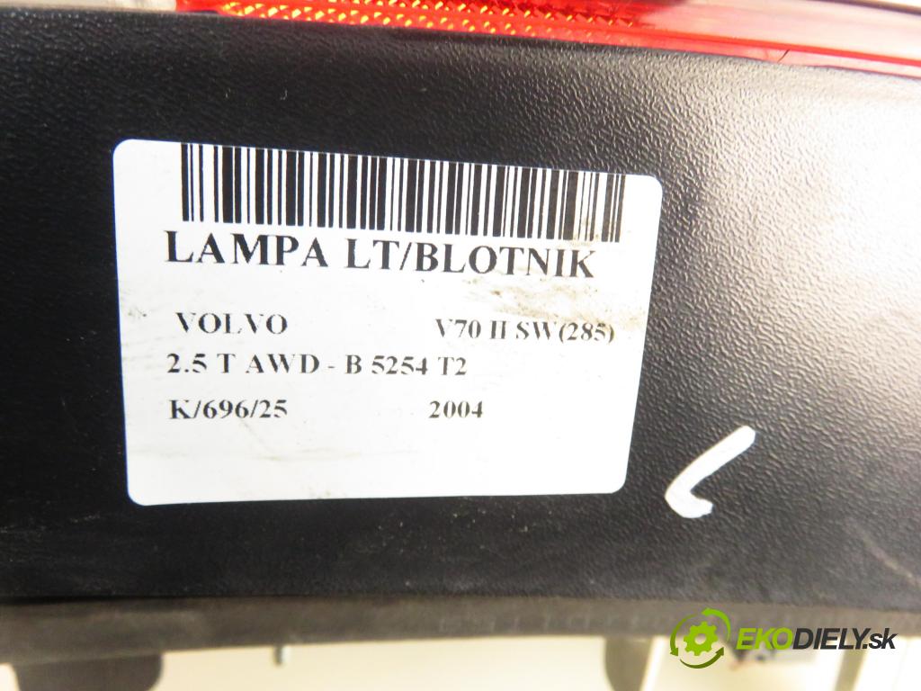 VOLVO V70 II SW (285) KOMBI 2004 154,00 2.5 T AWD 209 - B 5254 T2 2521,00 světlo levé zadní 