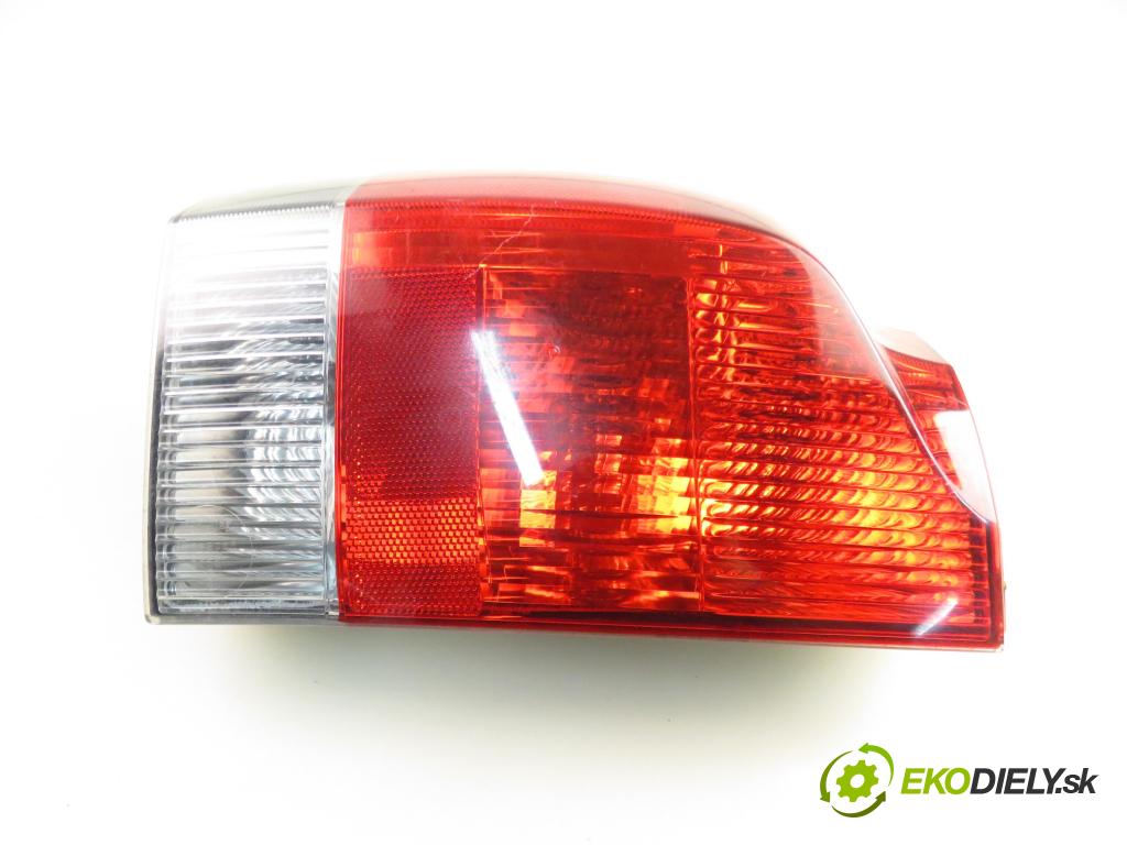 VOLVO V70 II SW (285) KOMBI 2004 154,00 2.5 T AWD 209 - B 5254 T2 2521,00 světlo levé zadní
