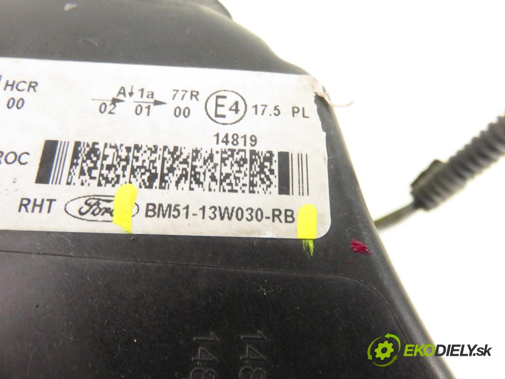 FORD FOCUS III Turnier KOMBI 2014 92,00 1.0 EcoBoost 125 - M1DA 998,00 světlo LP BM5113W030RB