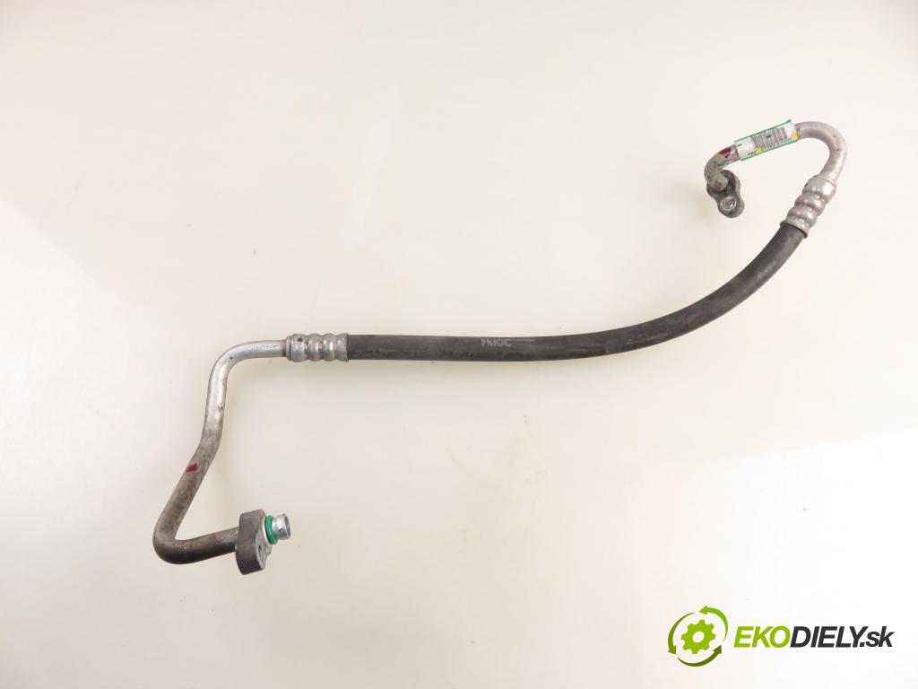 HYUNDAI ix35 (LM, EL, ELH) SUV 2011 135,00 2.0 CRDi 4WD 184 - D4HA 1995,00 rúrka klimatizácie 977622Y000