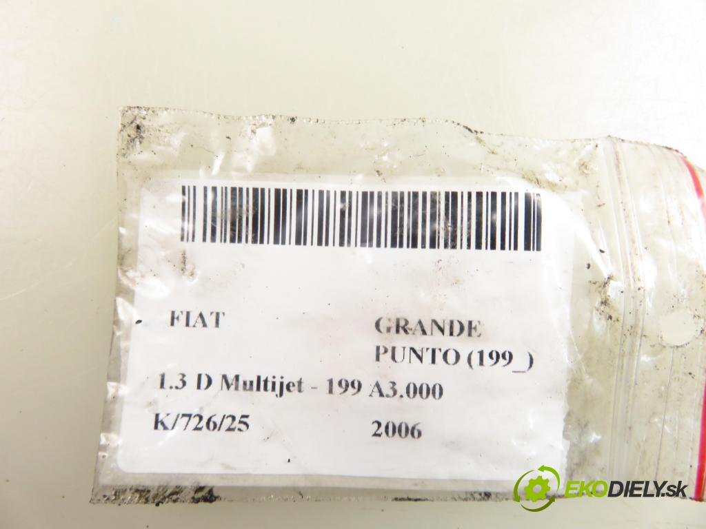 FIAT GRANDE PUNTO (199_) HB 2006 66,00 1.3 D Multijet 90 - 199 A3.000 1248,00 vstřikovač 0445110083 (Vstřikovače)