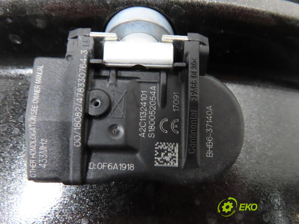 MAZDA 0 disky / disk KB8MV3810