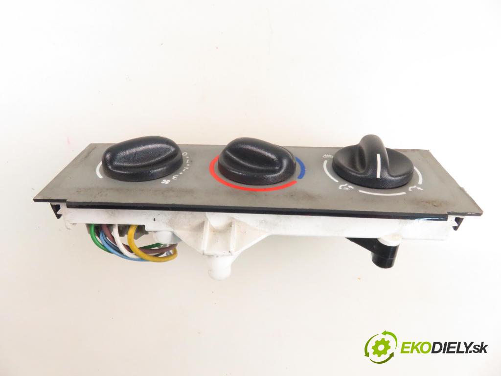 RENAULT KANGOO (KC0/1_) KOMBIVAN 2000 0,00 1.4 (KC0C, KC0H, KC0B, KC0M) - K7J 700 1390,00 Panel kúrenia KLIMATIZACE: 9041701917
