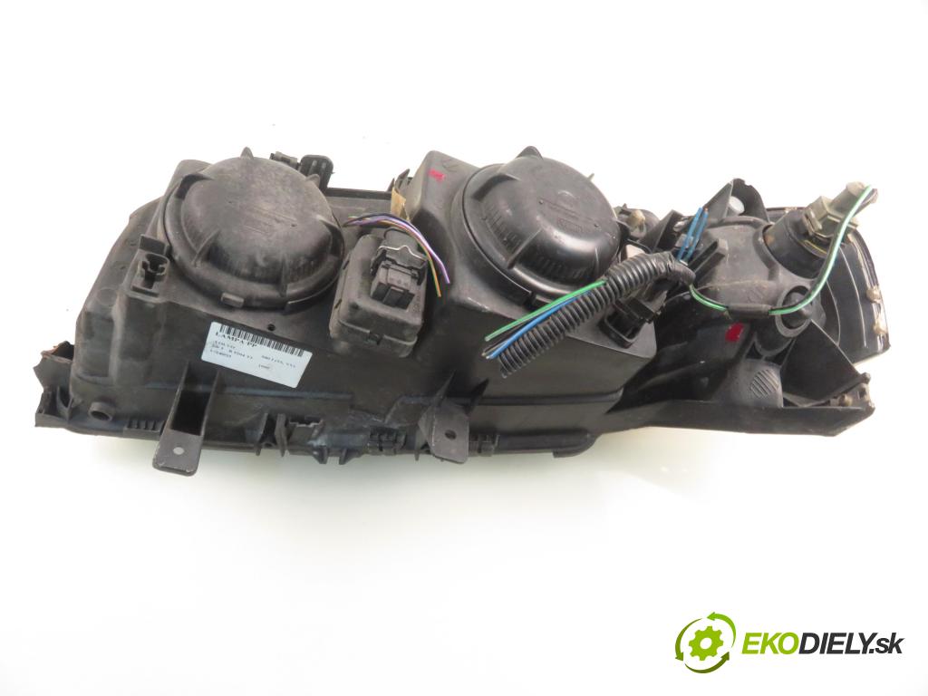 VOLVO S80 I (TS, XY) SEDAN 1999 166,00 2.0 T - B 5204 T3 1984,00 Svetlo PP